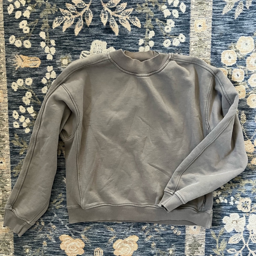 Lululemon Crewneck Sweatshirt